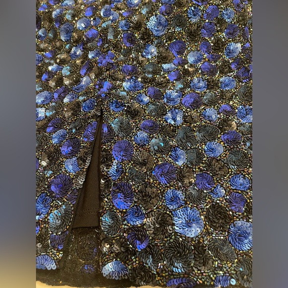 Alice + Olivia “Ivana” Blue Sequin & Beaded Midi Dress Size 4 - Picture 7 of 13
